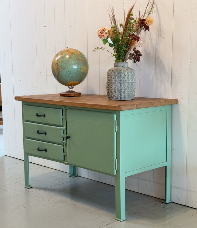 Carl Zollfrank workbench