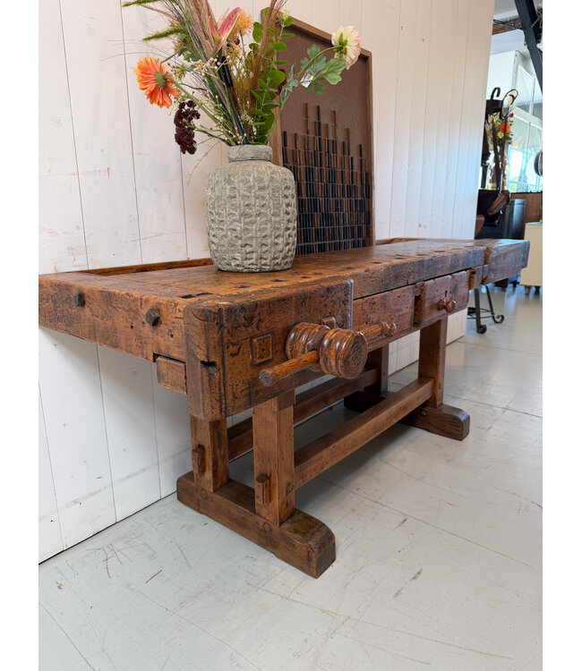 Vintage-Werkbank aus Holz mit Schubladen