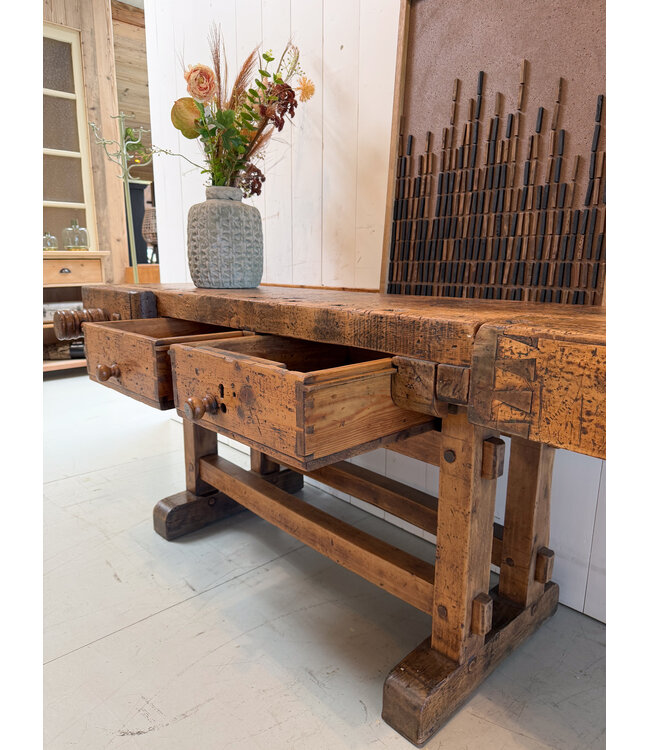 Vintage-Werkbank aus Holz mit Schubladen