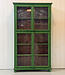 Grüner, antiker Holzvitrinenschrank mit altem Glas