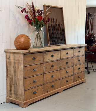 werkbank Vintage-Sideboard aus Holz mit Schubladen