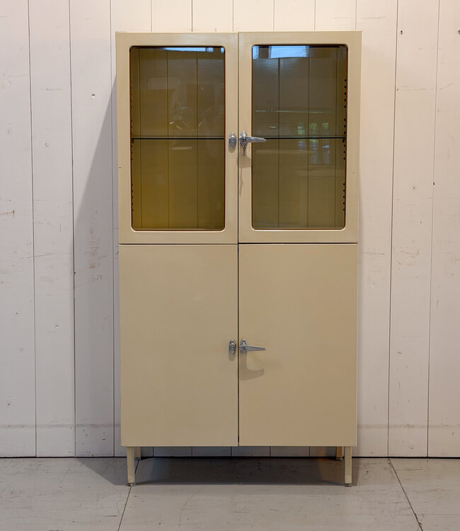 Vintage apothekerskast / witte medicijnkast