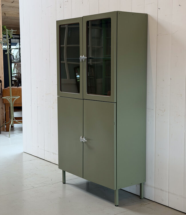 Vintage apothekerskast / groene medicijnkast