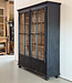 Vintage-Buffetschrank aus schwarzem Holz mit alter Glasscheibe