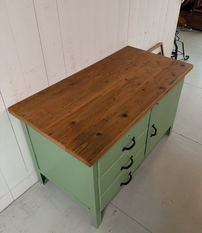 Green workbench with door and drawers