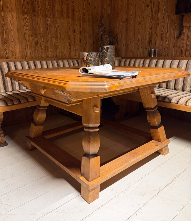 Stube set | Hoekbank met tafel en stoelen | Oostenrijkse zithoek