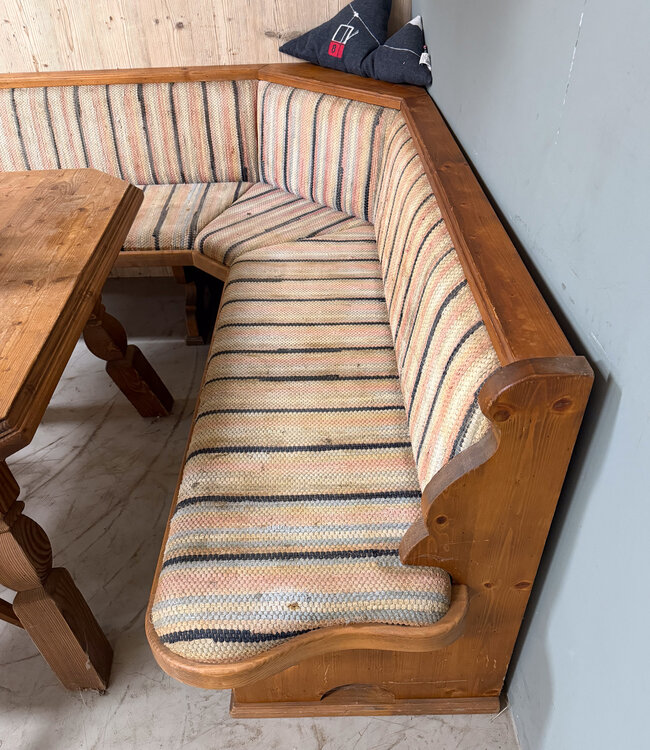 Vintage Alpen Stube-Set | Österreichische Sitzgruppe mit Tisch und Stühlen