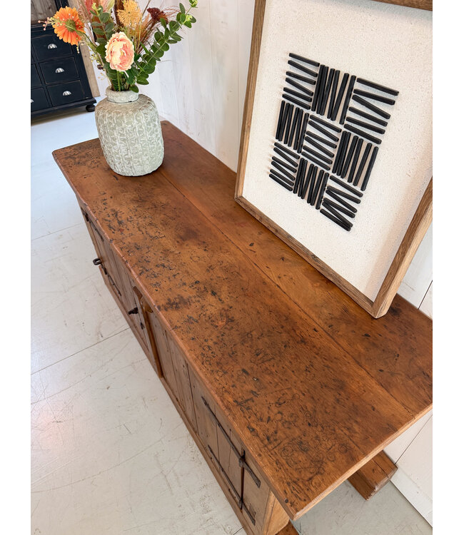 Vintage-Sideboard aus Massivholz