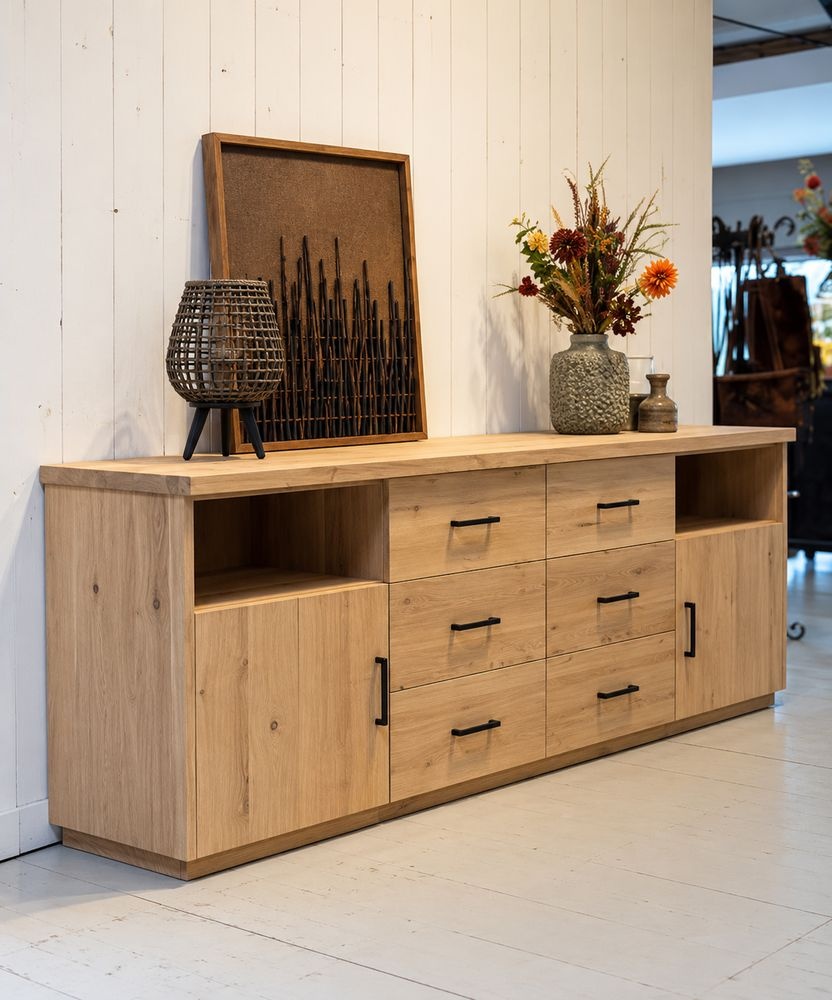 Eiken dressoir met lades, deuren en open vakken
