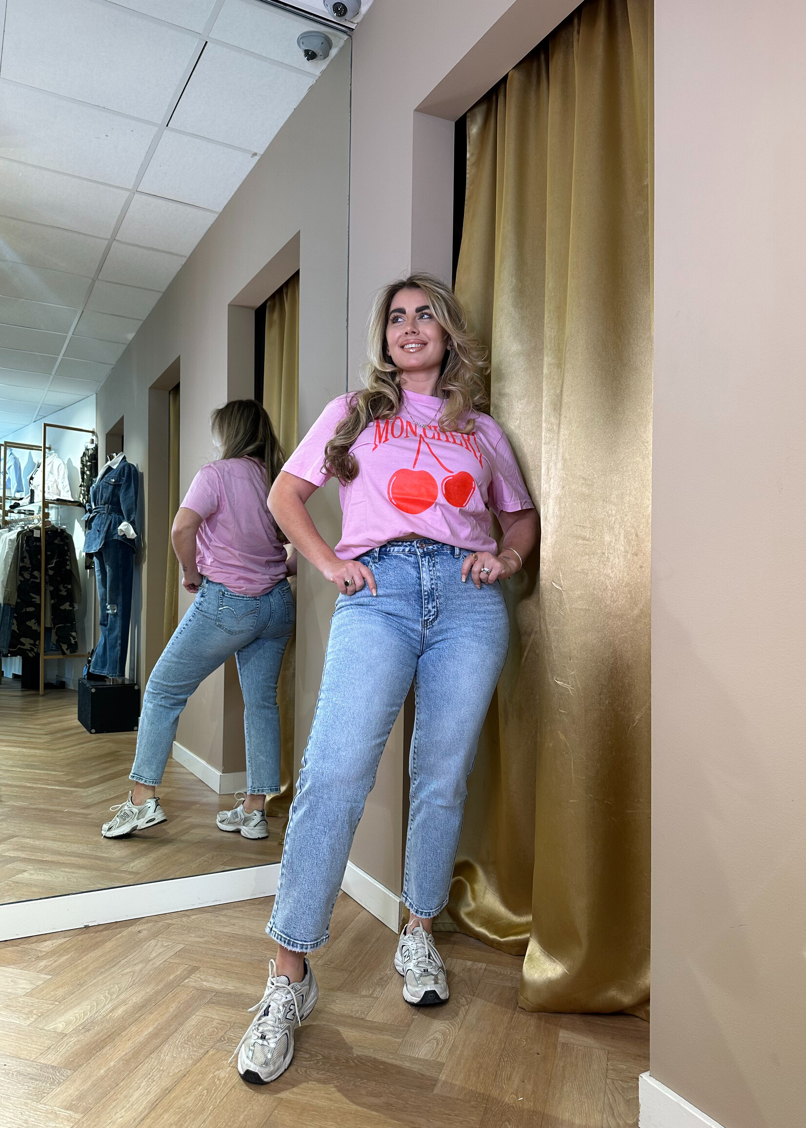 Queen Hearts Mom Jeans Licht Blauw | Sanne