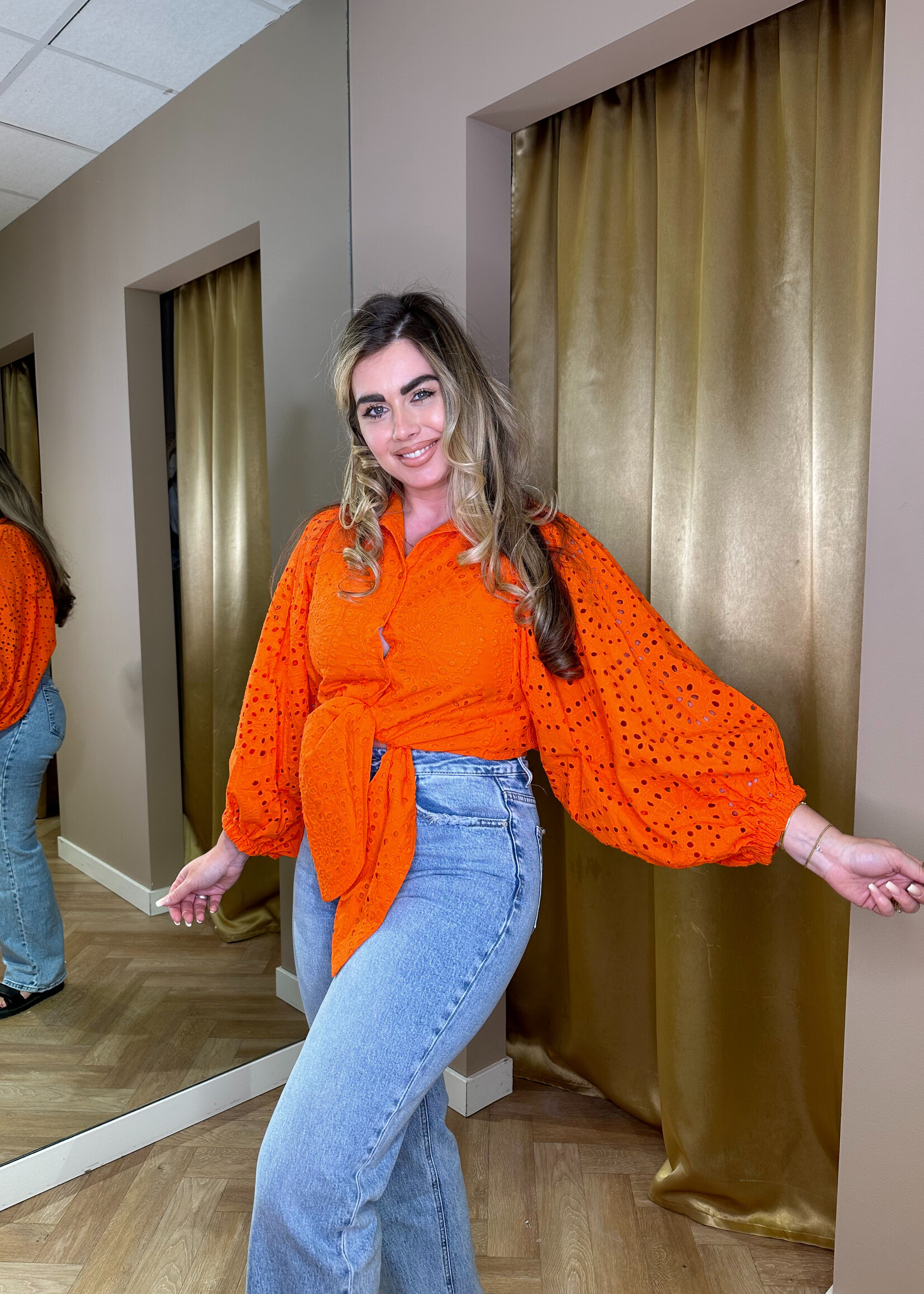 Broderie Blouse Pofmouw Oranje | Sofie