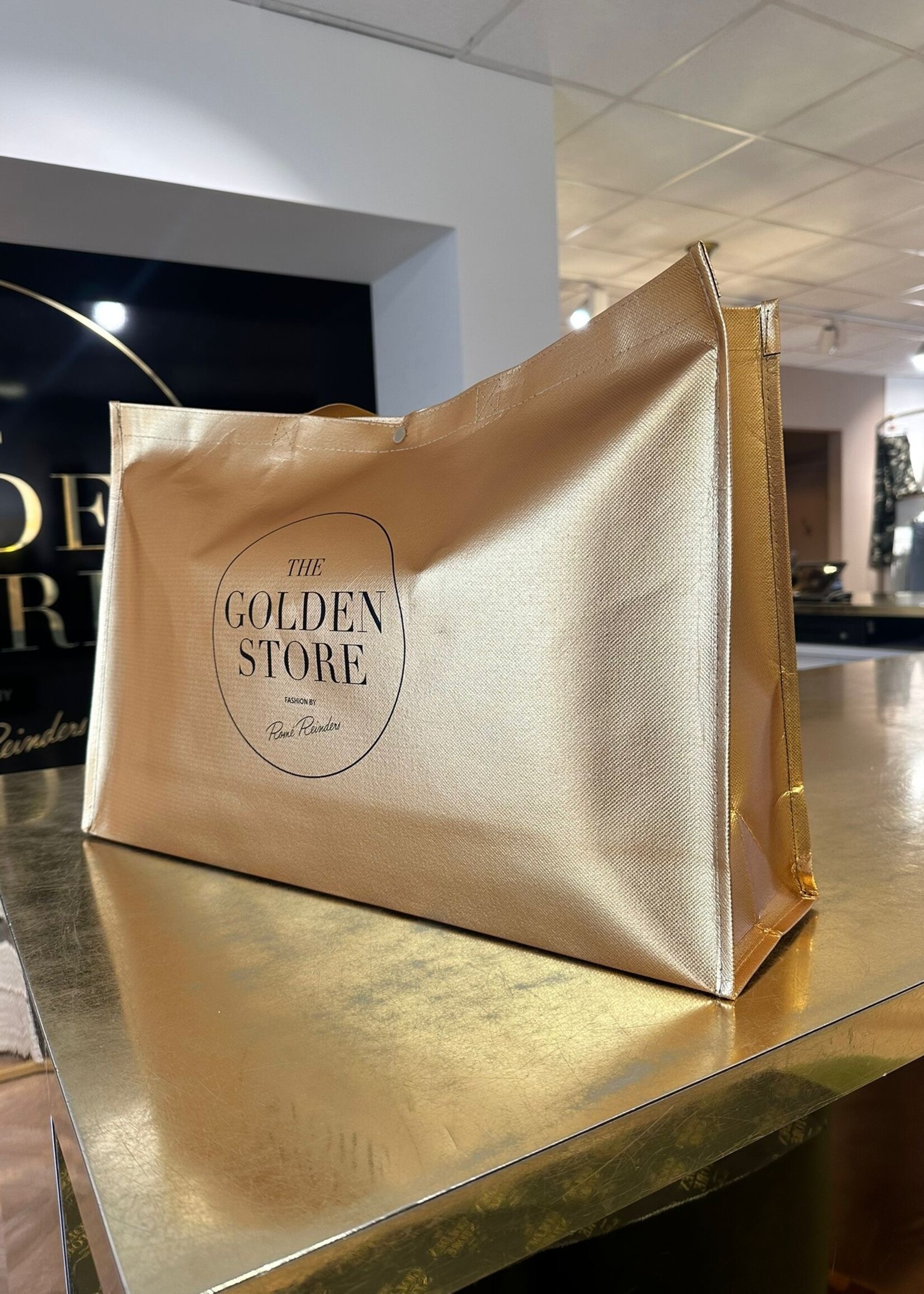 The Golden Store Shopper