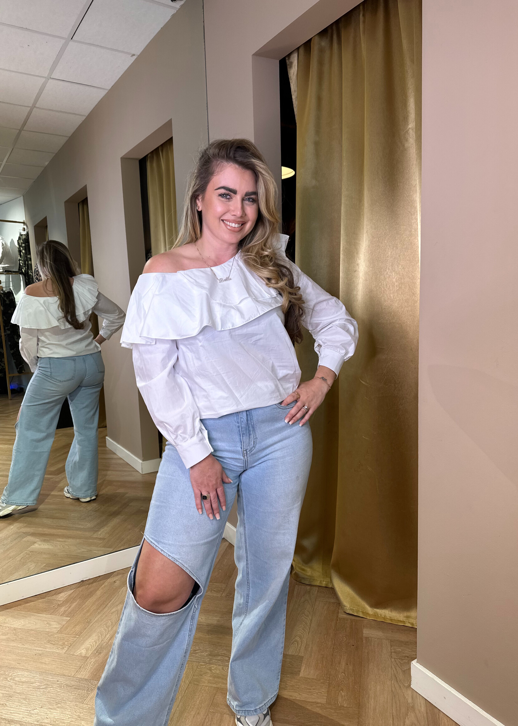 Off Shoulder Blouse Wit | Liva