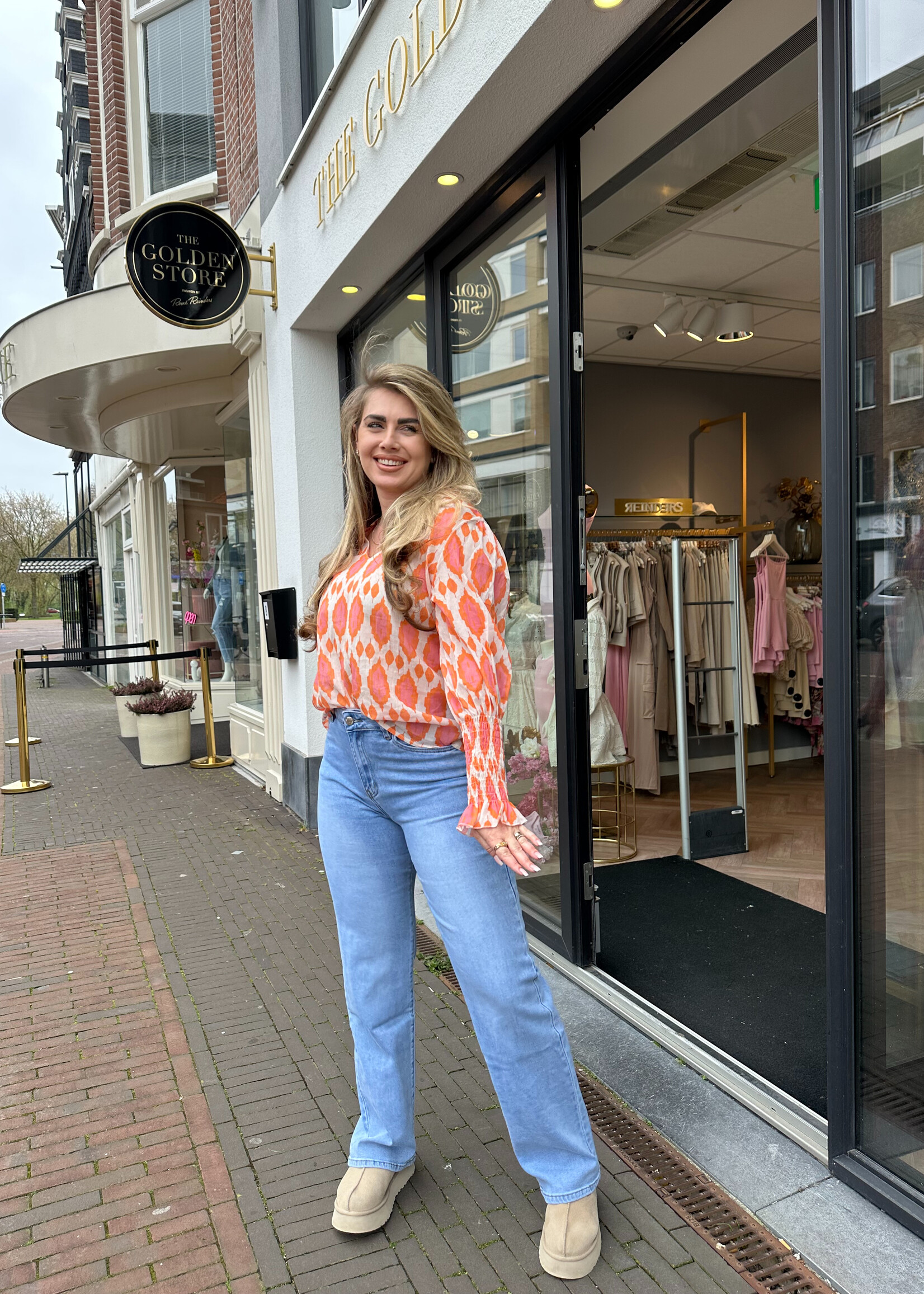 Blouse met V-hals Oranje | Vera