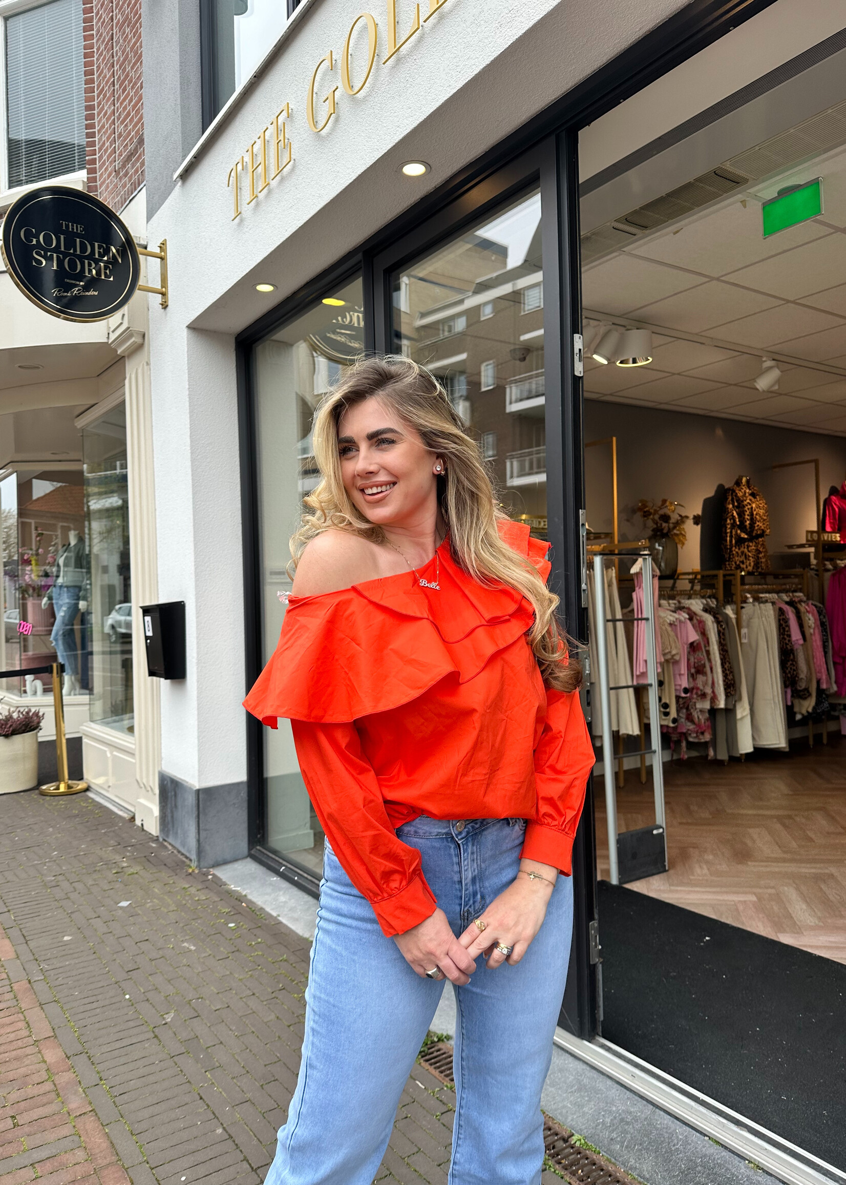 Off Shoulder Blouse Oranje | Liva