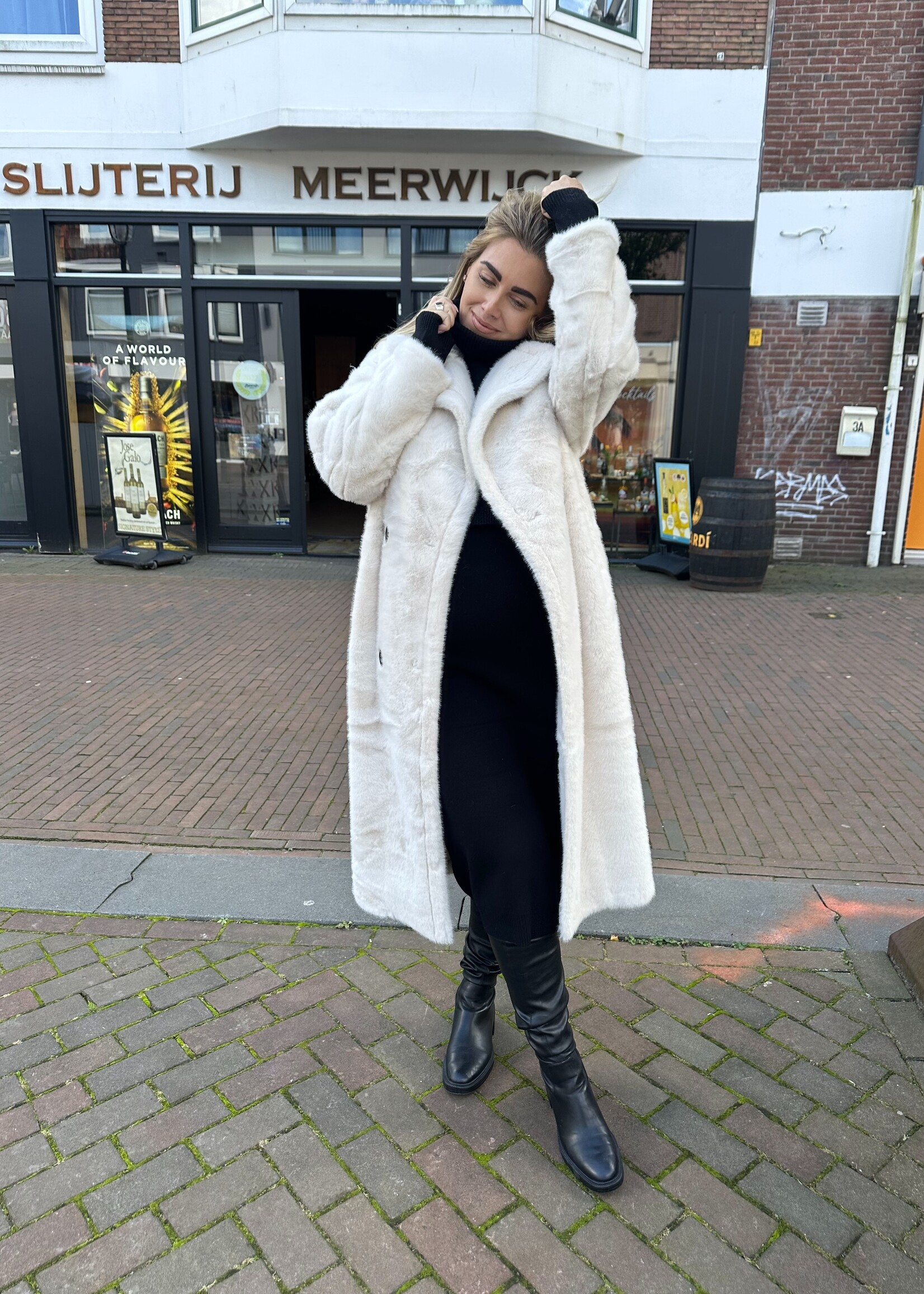 Lange Faux Fur Jas Creme | Tess
