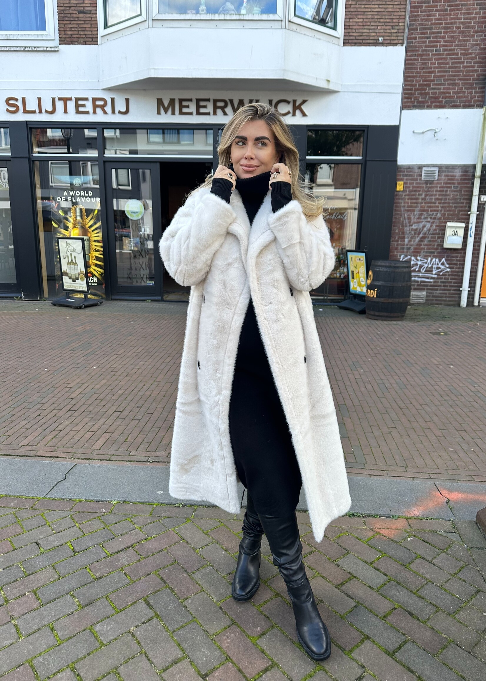 Lange Faux Fur Jas Creme | Tess