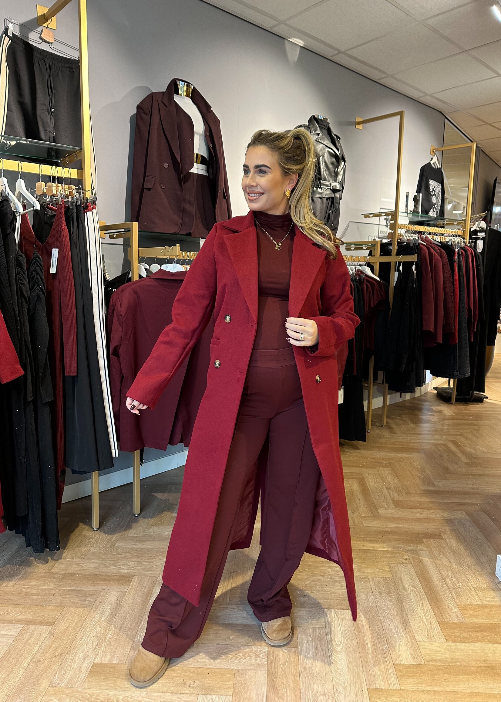 Mantel Jas Knopen Bordeaux | Isabel