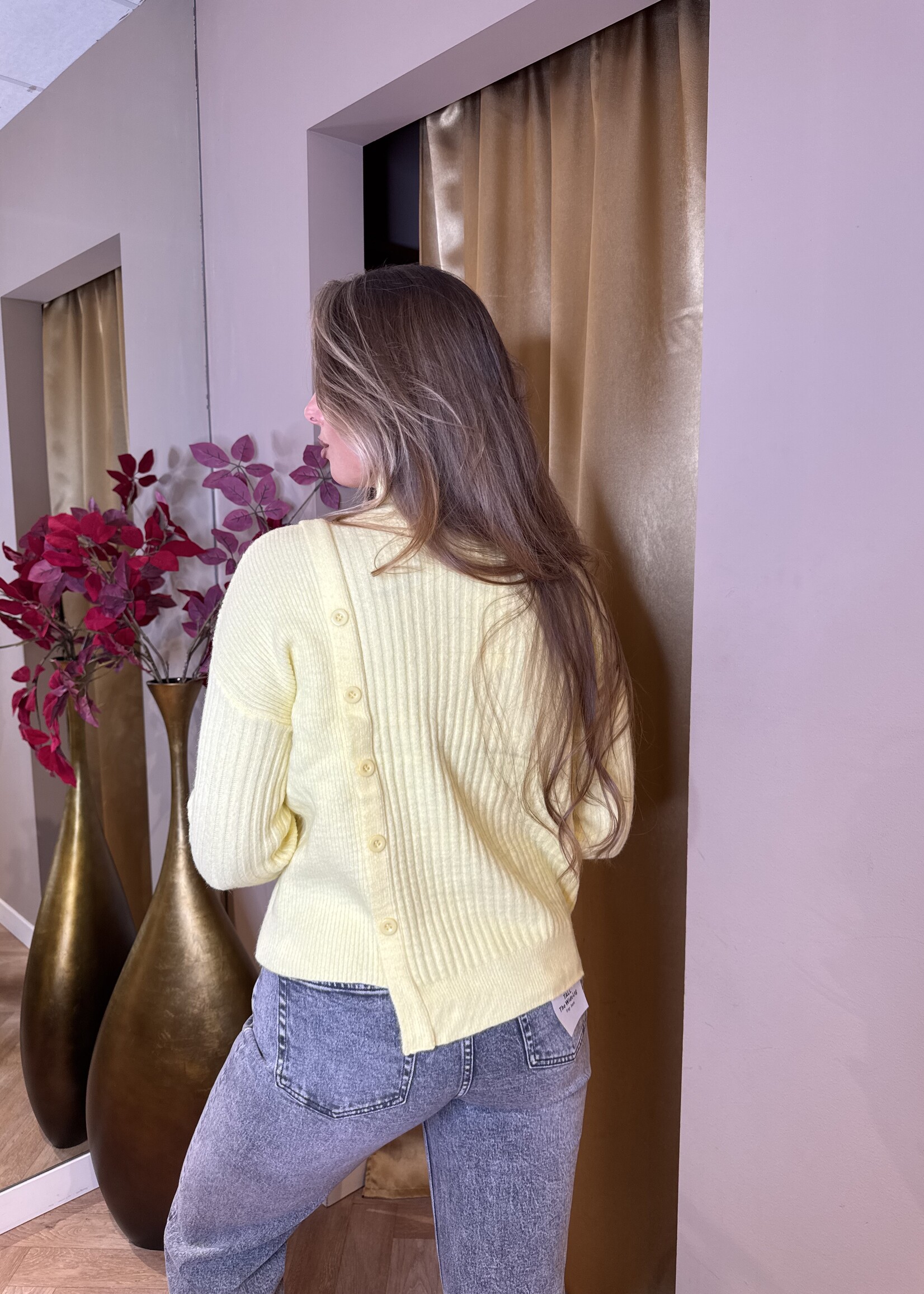 Col Trui Knoopjes Geel | Lilly