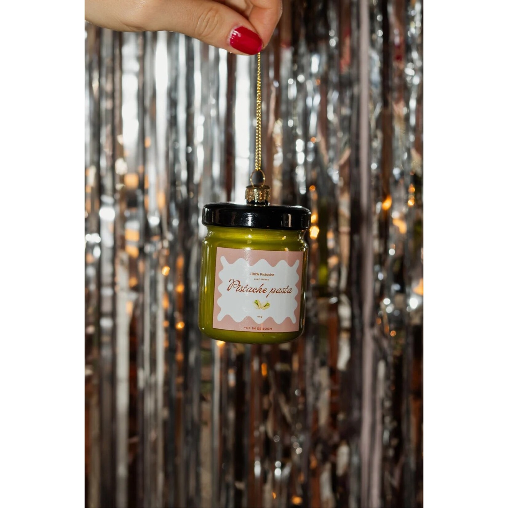 Yup in de boom Pistache pasta Kerstornament