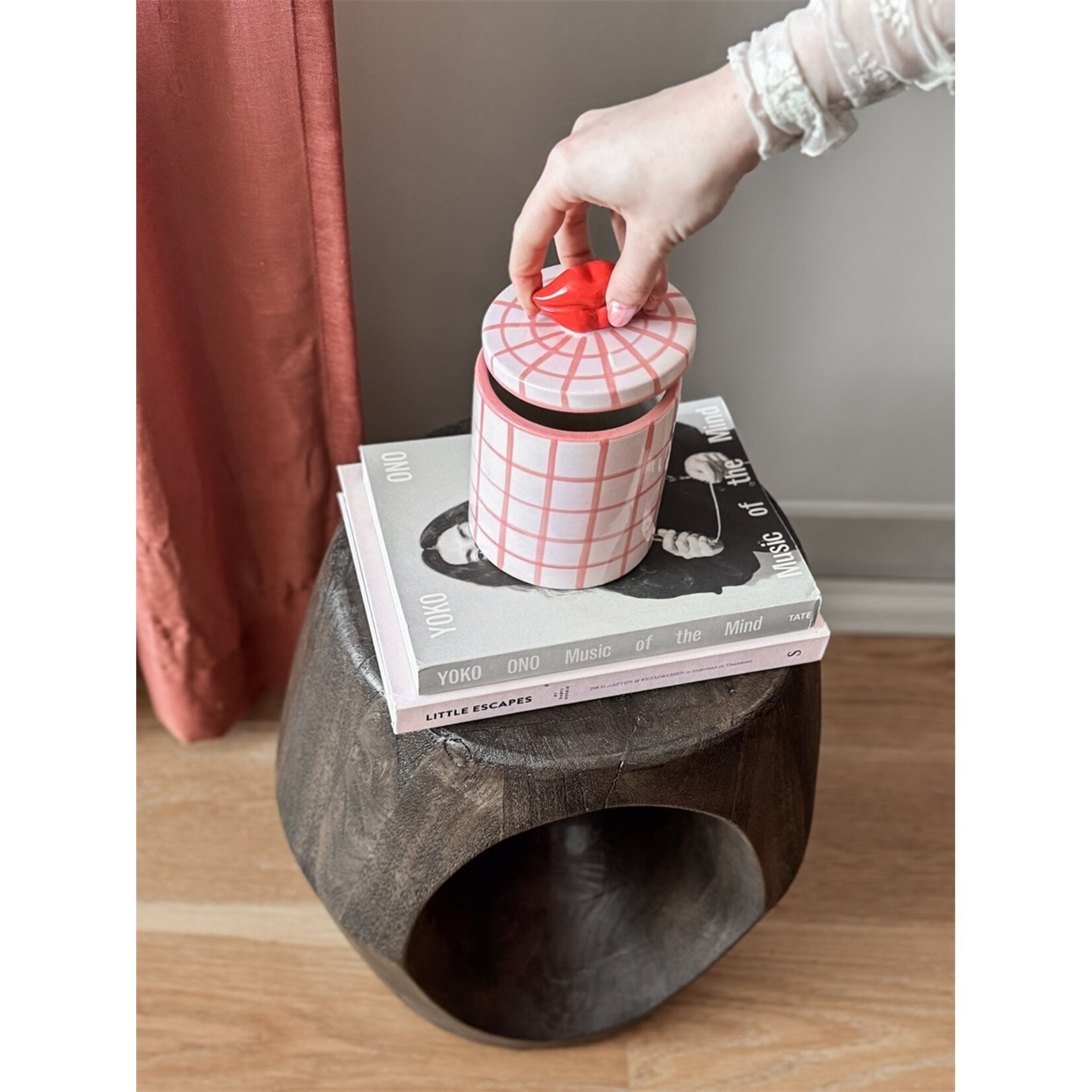 Homebound Aardewerk opbergbakje lips