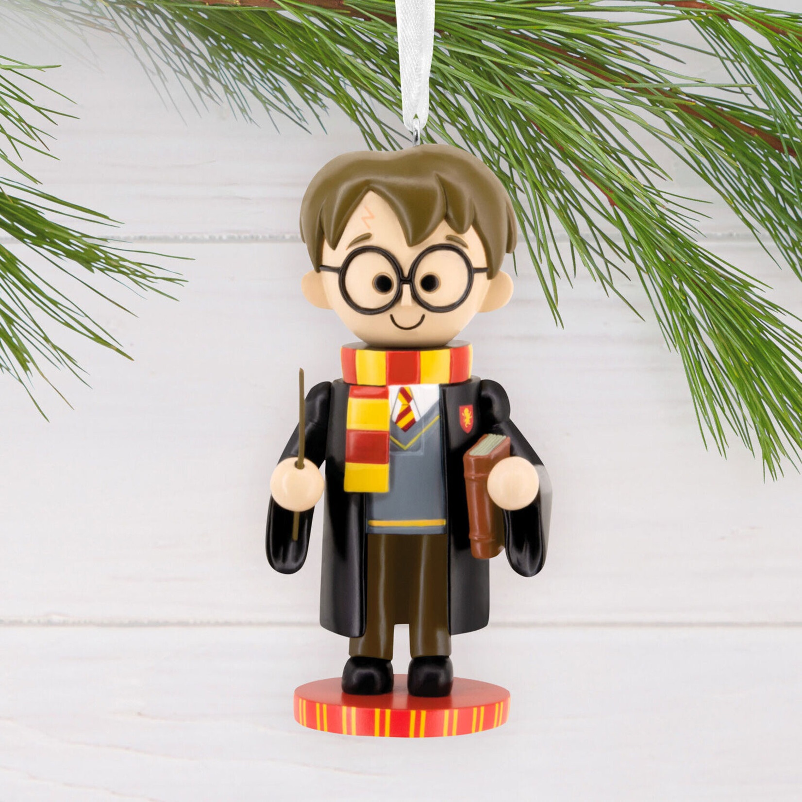 NUTCRACKER HARRY