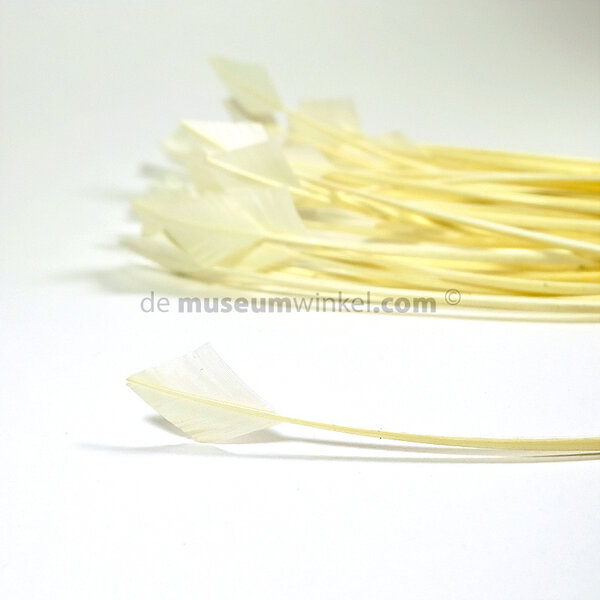 Arrow-head feather white 30 cm (x 5 )