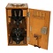 Antieke microscoop in houten kist