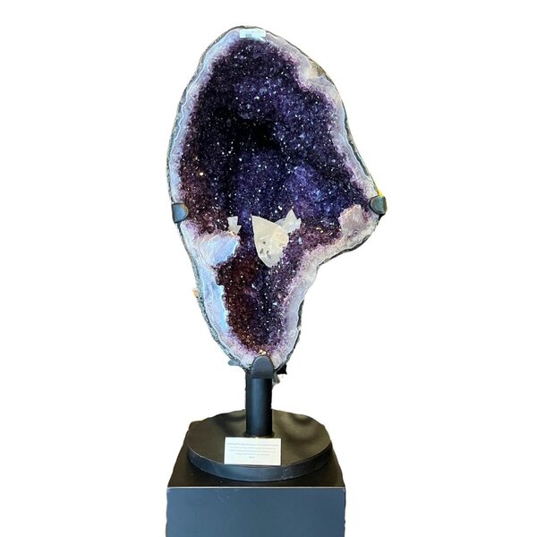 Amethyst Artigas Uruguay (B)