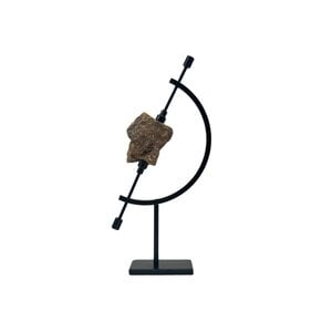 Meteorite Sahara in bow stand