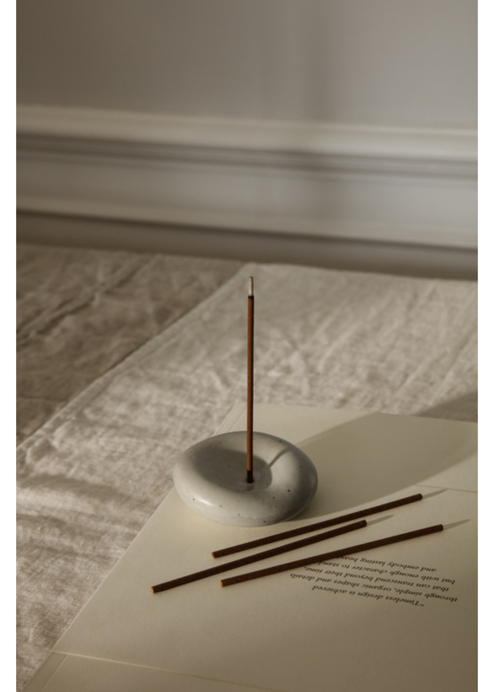 Ferm Living Sense – Wierookhouder Cadeauset