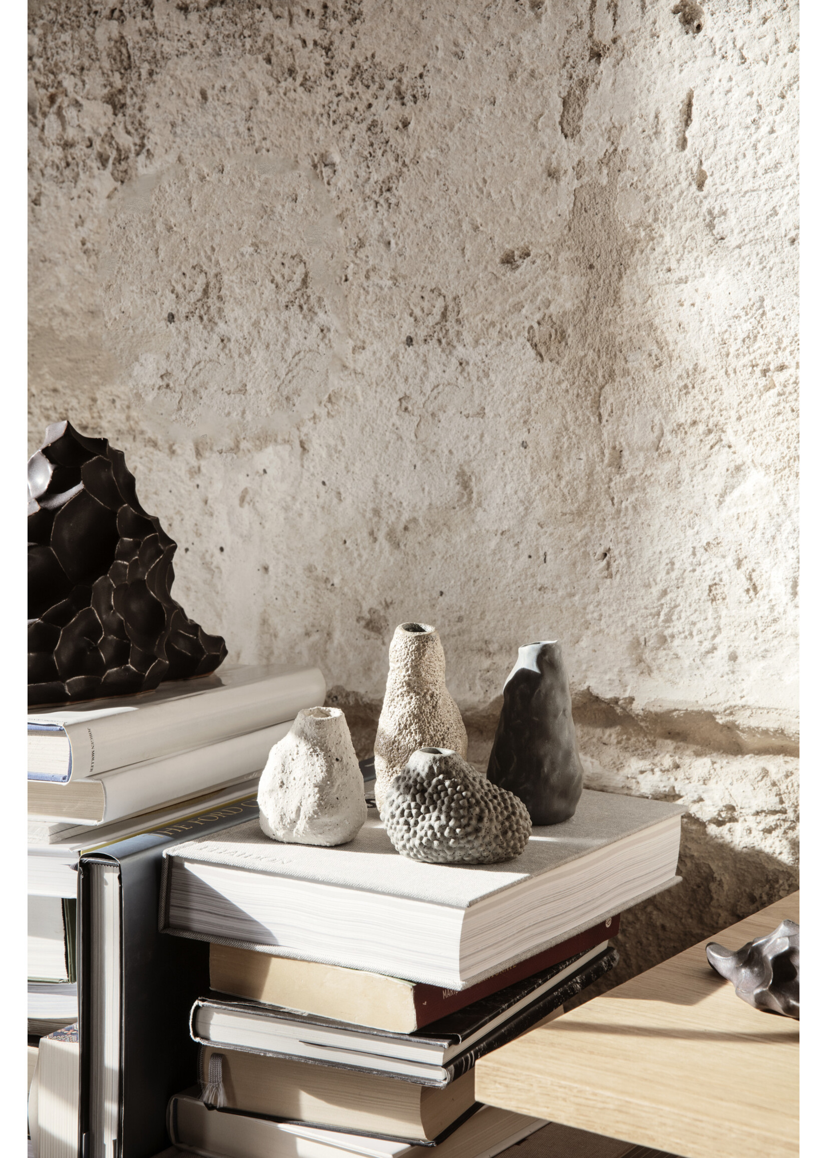 Ferm Living Vulca Mini Vaasje – Offwhite stone