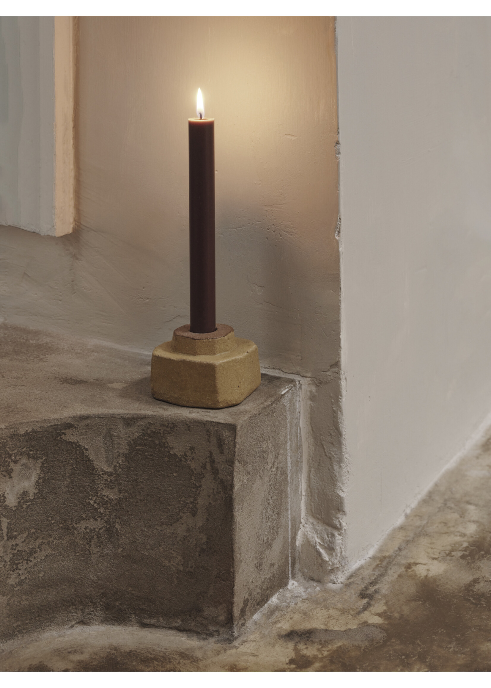 Ferm Living Kurinu kaarsenhouder theelicht/dinerkaars - Terracotta