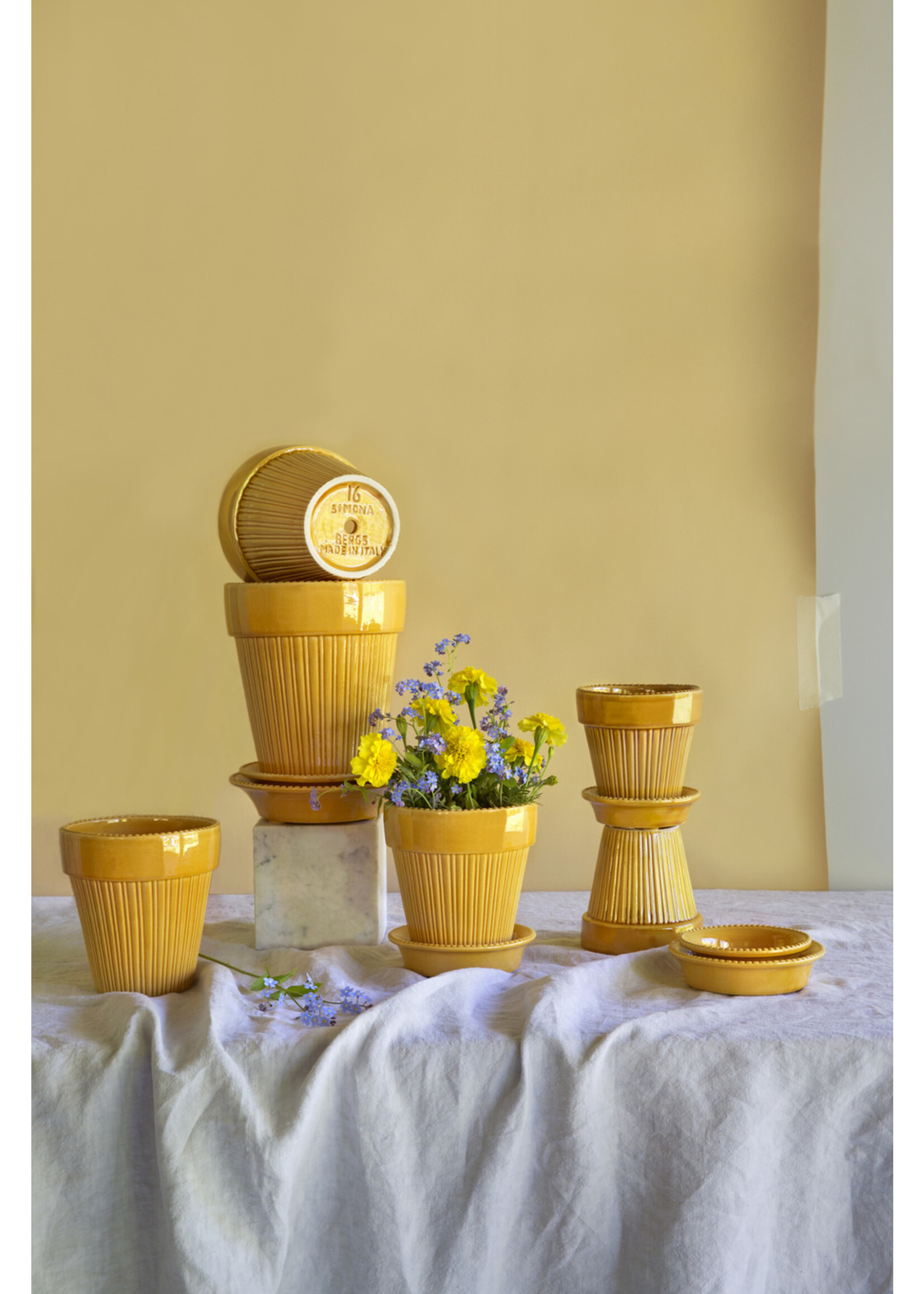 Bergs Potter Simona Set Pot en Schotel Geel Geglazuurd