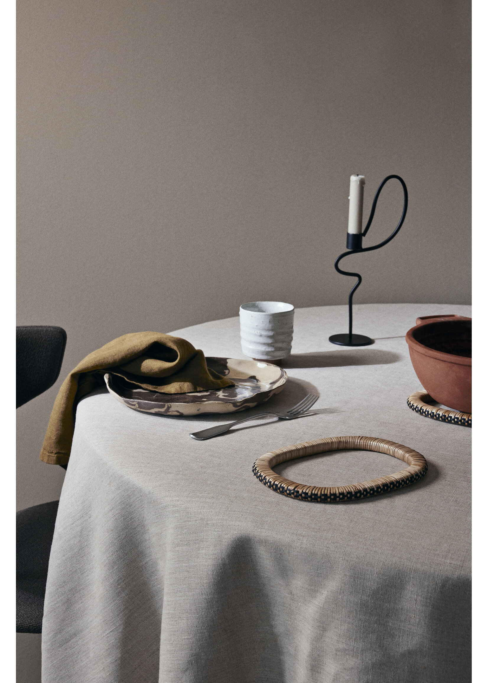 Ferm Living Valse Kaarsenhouder - Hoog – Zwart