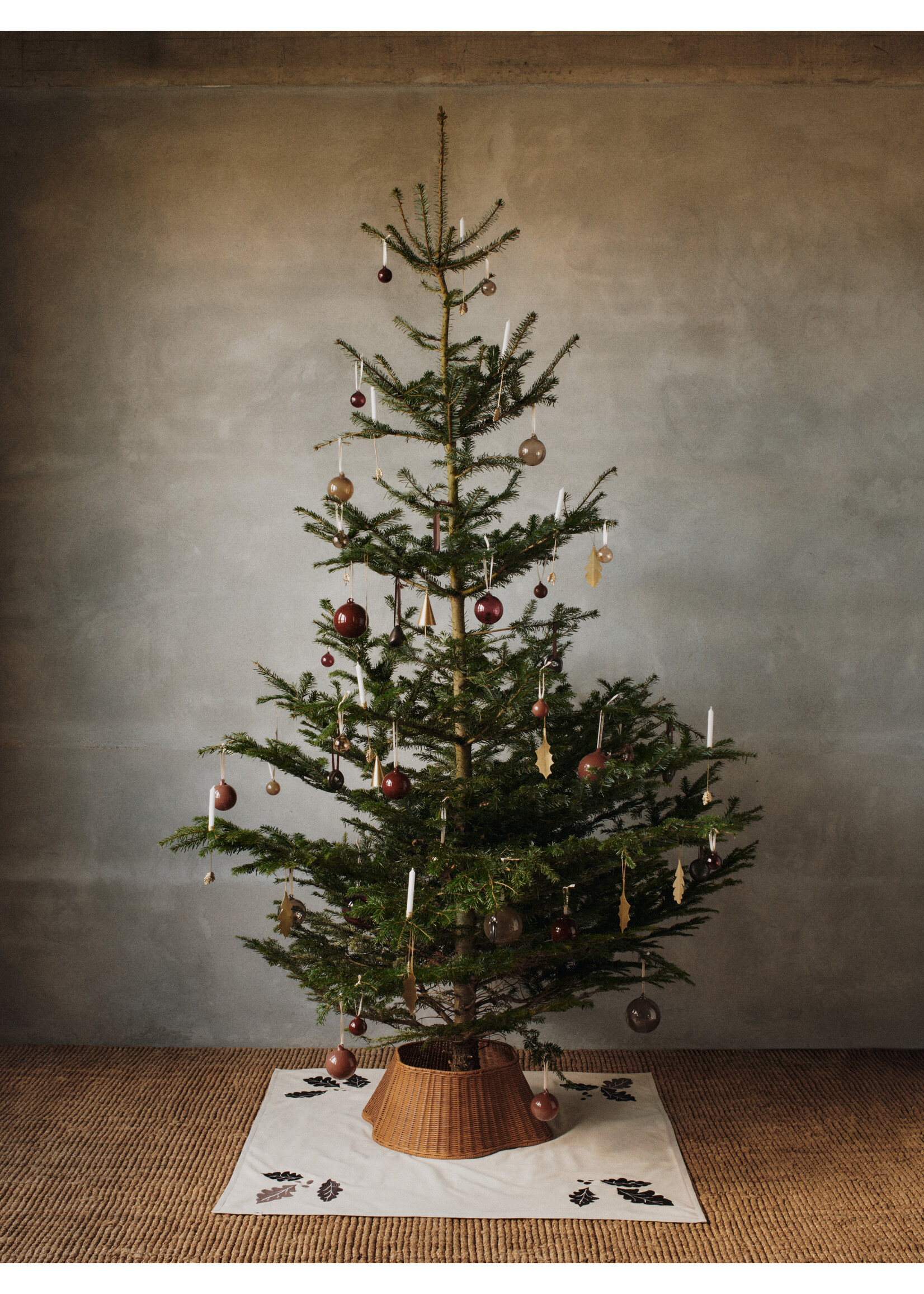 Ferm Living Ornament Holly leaf Set van 4 - Brass