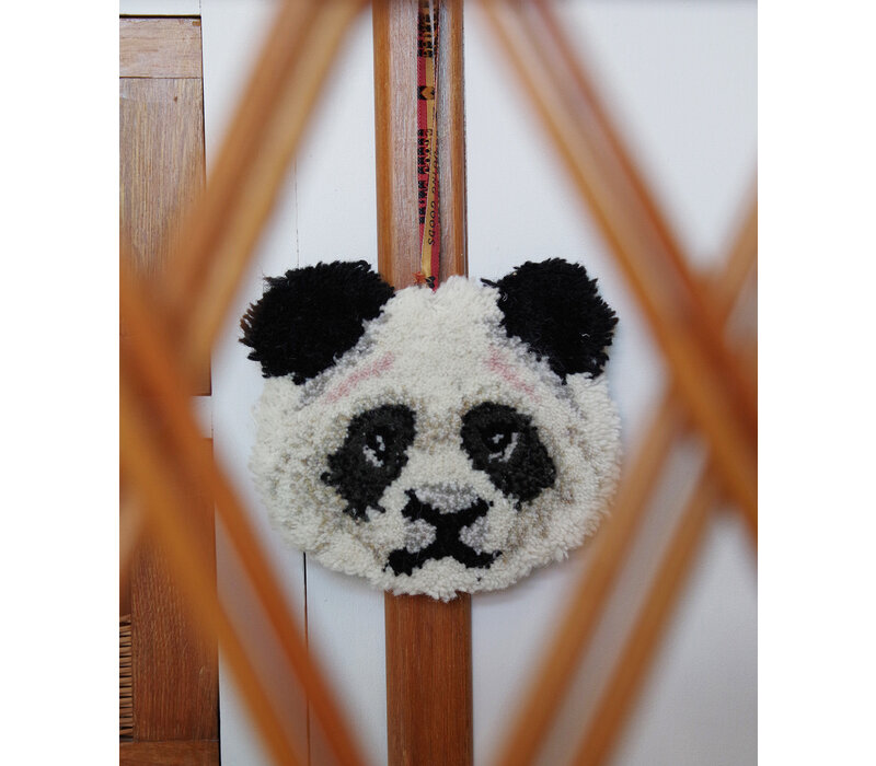 Doing Goods Plumpy Panda gift hanger