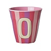 Rice Medium Melamine Cup - Alphabet - Stripe - Pinkisch - Letter O