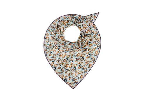 Pom Amsterdam !!!SALE!!! Pom Amsterdam SHAWL - Leopard Lush White