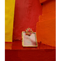 Doing Goods - Cameron Flower Frame Mini