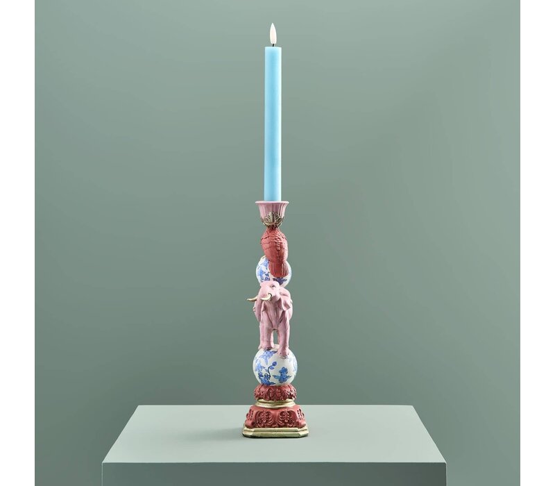 Werner Voss -  Kandelaar - papegaai op olifant - roze-blauw-wit - 30,5 cm