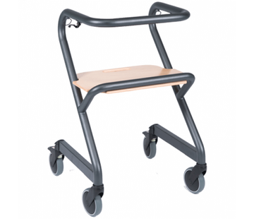 Saljol Trippelstoel en rollator in 1