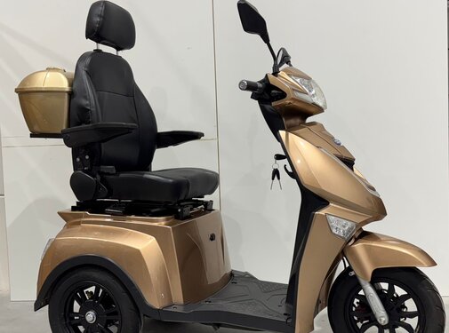 IVA Z1000 Scootmobiel – Betrouwbaar, Stijlvol en Krachtig! Tweedekansje
