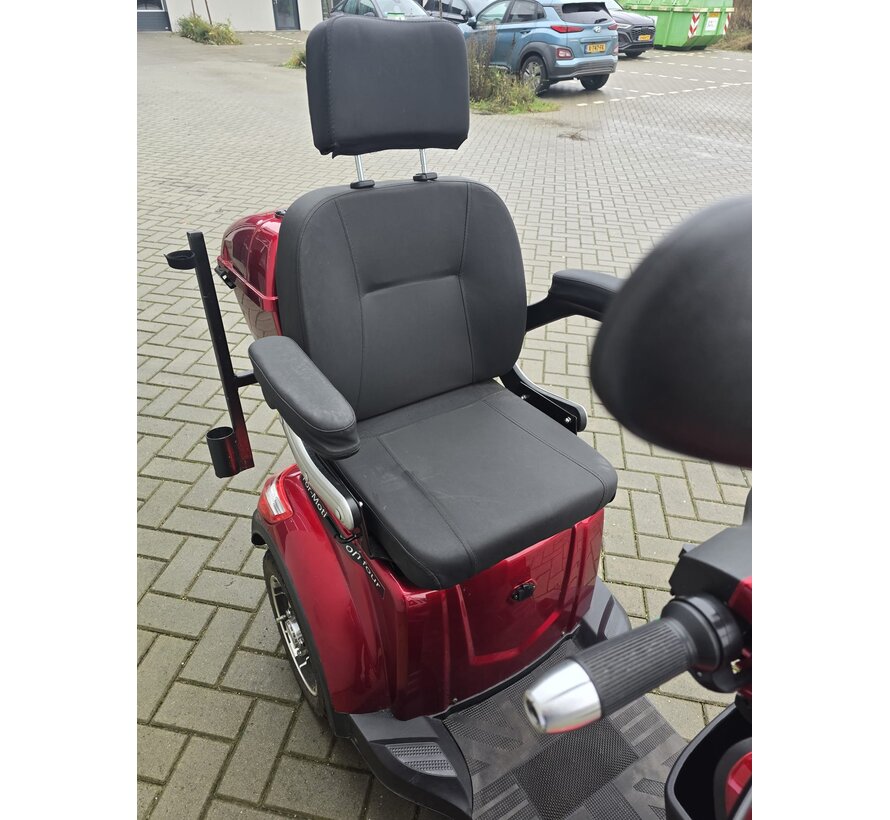 Tweedekansje - For Motion On Four scootmobiel - met 2 accu's