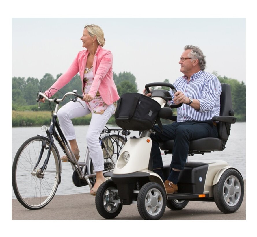 Sunrise Medical Sterling Trophy 4-Wiel Scootmobiel - Showroom model