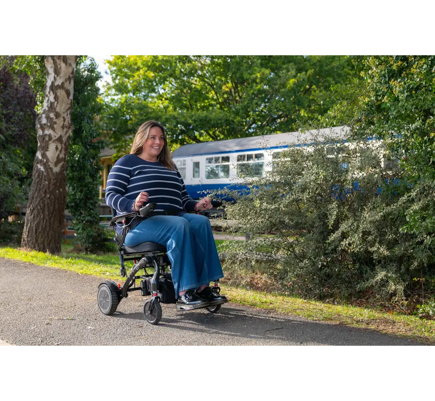 Photon Lite – Ultralichte opvouwbare elektrische rolstoel van carbon (13,9 kg)