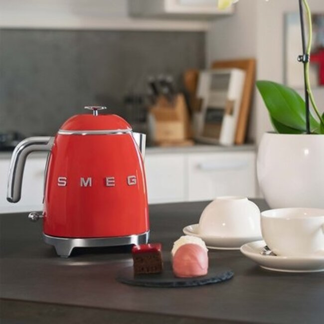 Smeg waterkoker rood - KLF05RDEU