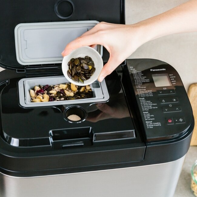 Tweedekans Panasonic broodoven met notendispenser - SDYR2550SXE