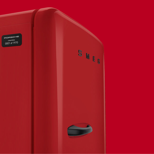Porsche x SMEG Koelkast FAB28RDP9176 Porsche 917 red