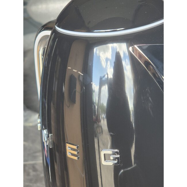 Tweedekans Smeg waterkoker zwart 1,7l - KLF03BLEU